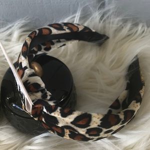 NWT Nicole Miller NY Animal Print Knot Headband